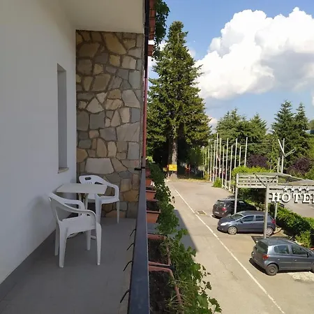 Hotel Aquila & Edelweiss 4*