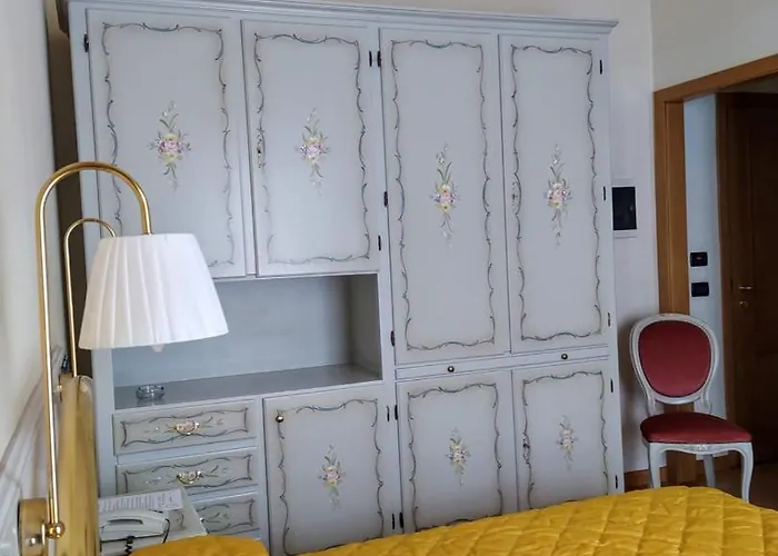 Aquila & Edelweiss Hotel 4*