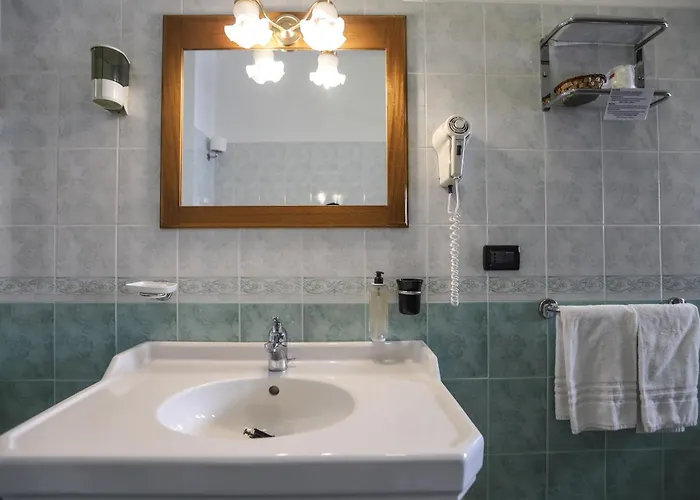 Aquila & Edelweiss Hotel 4*